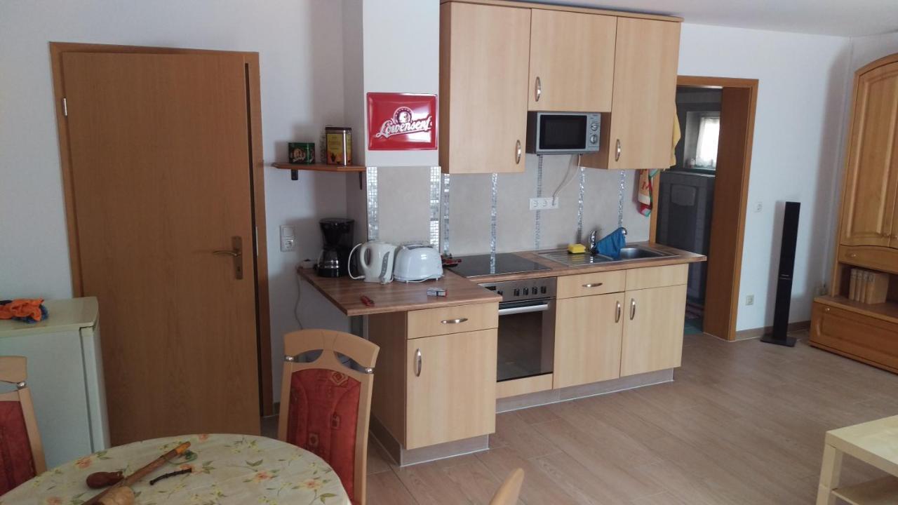 Ferienwohnung Fliederweg Suhl Zewnętrze zdjęcie